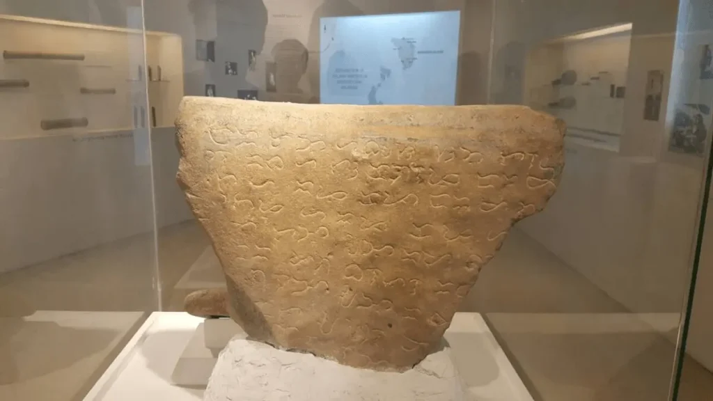 One of the two Monreal Stones displayed at the Baybayin section of the National Museum of Anthropology. Its inscriptions detailed the ritual performed by a babaylan (shaman) during pre-Spanish times. Photo: Wikimedia Commons