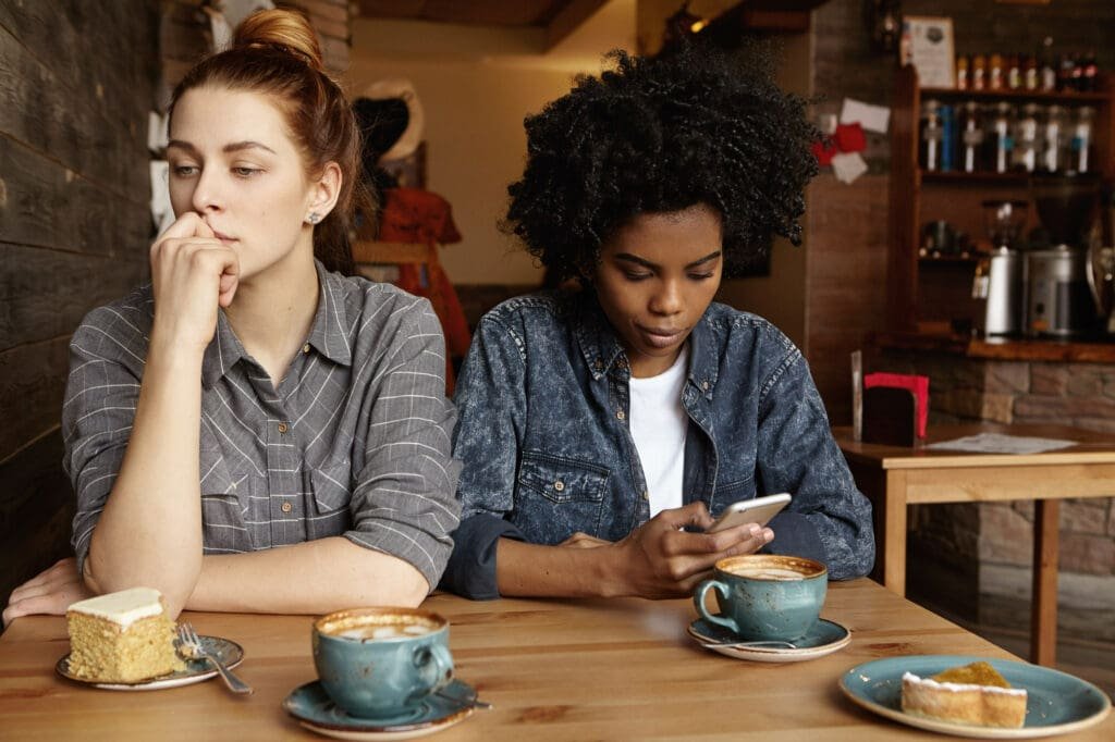 Red flags in friendships showing poor communication and weak boundaries.